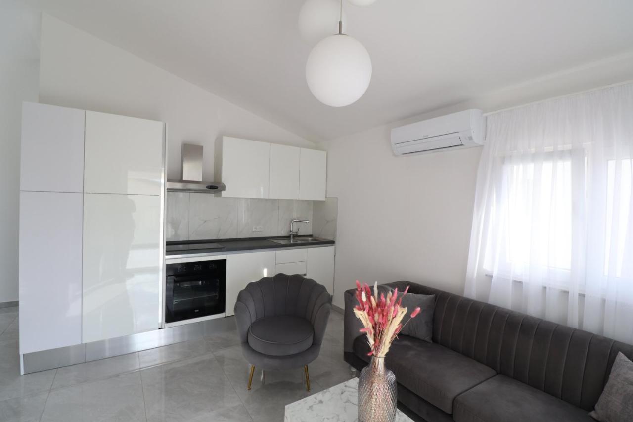 Vrsi Apartments Buitenkant foto